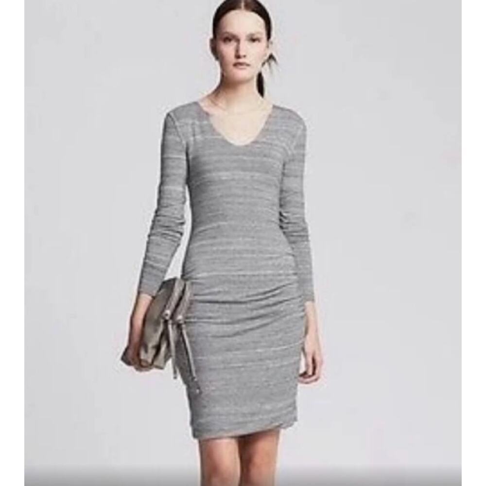 Banana Republic Gray Stretch Side Ruched Dress Sz. Small